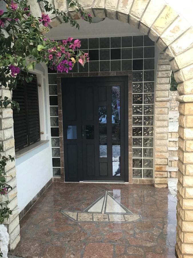 Apartmani Misic Ždrelac Exterior foto